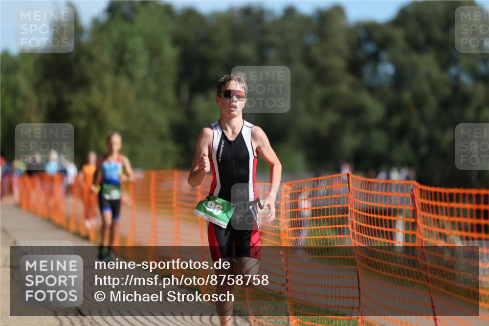 07.09.2025 - 19. Norderstedt Triathlon Michael Strokosch http://msf.ph/oto/8758758 07.09.2025 10:44:09 Laufen 96, 109, 134 meine-sportfotos.de