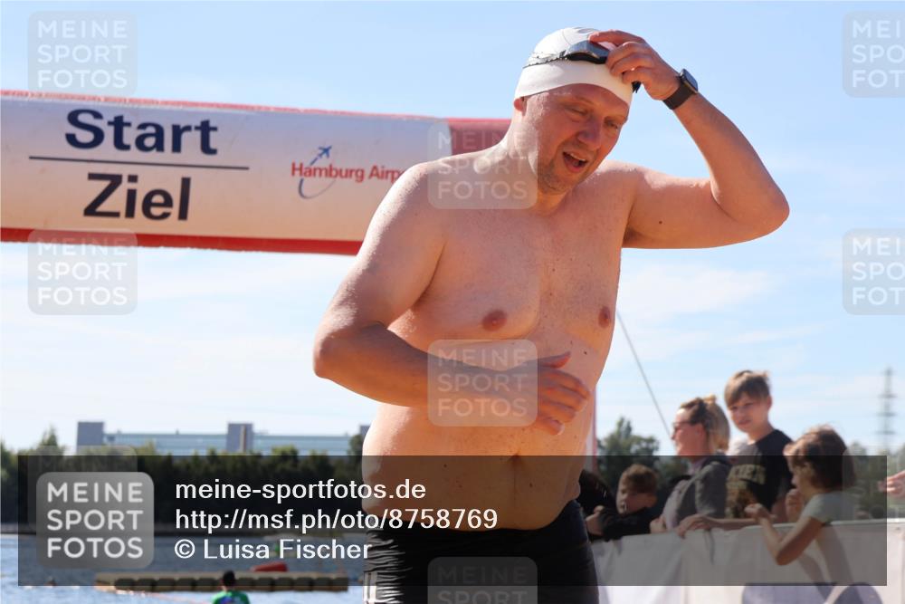 07.09.2025 - 19. Norderstedt Triathlon Luisa Fischer http://msf.ph/oto/8758769 07.09.2025 11:50:38 Schwimmen 1276 meine-sportfotos.de