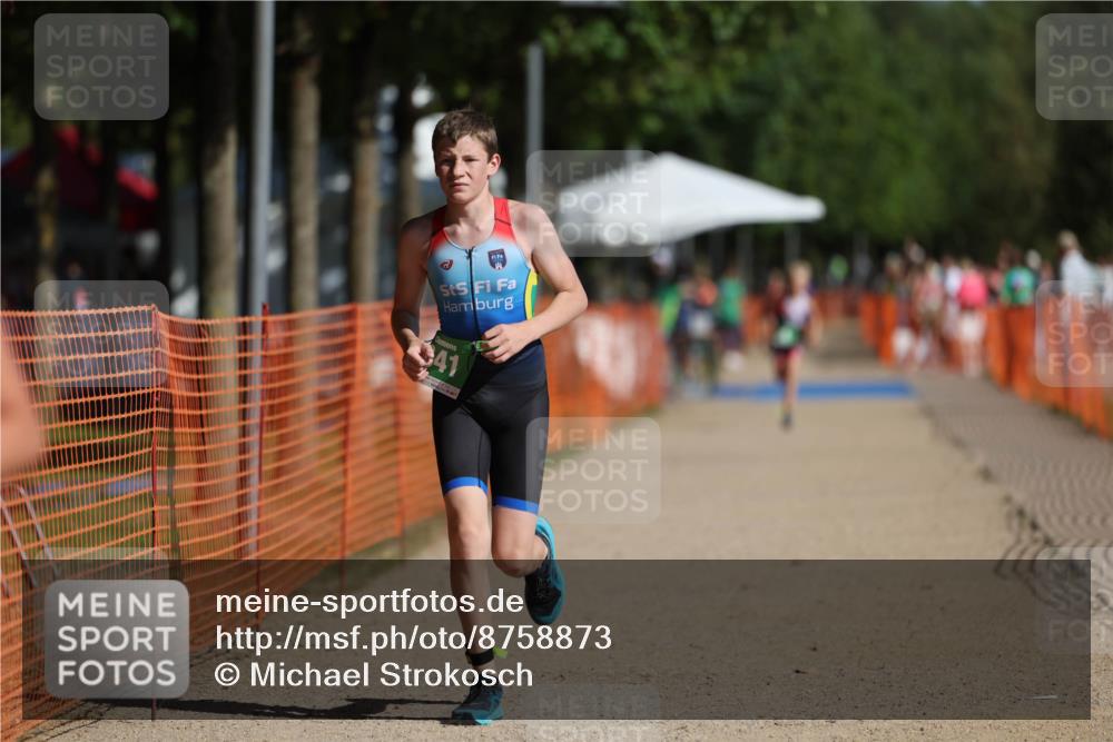 07.09.2025 - 19. Norderstedt Triathlon Michael Strokosch http://msf.ph/oto/8758873 07.09.2025 11:04:43 Laufen 100, 641 meine-sportfotos.de