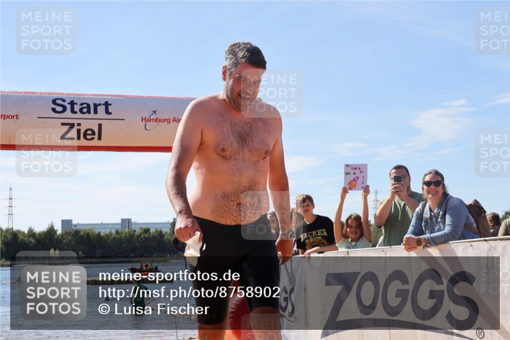 07.09.2025 - 19. Norderstedt Triathlon Luisa Fischer http://msf.ph/oto/8758902 07.09.2025 11:52:06 Schwimmen 827 meine-sportfotos.de