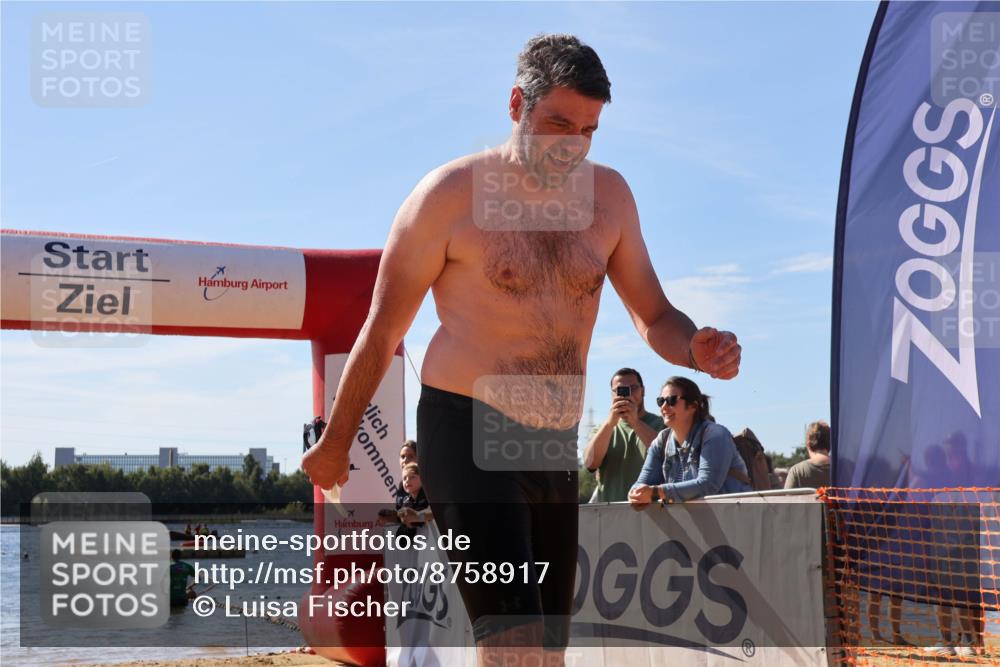 07.09.2025 - 19. Norderstedt Triathlon Luisa Fischer http://msf.ph/oto/8758917 07.09.2025 11:52:07 Schwimmen 827 meine-sportfotos.de