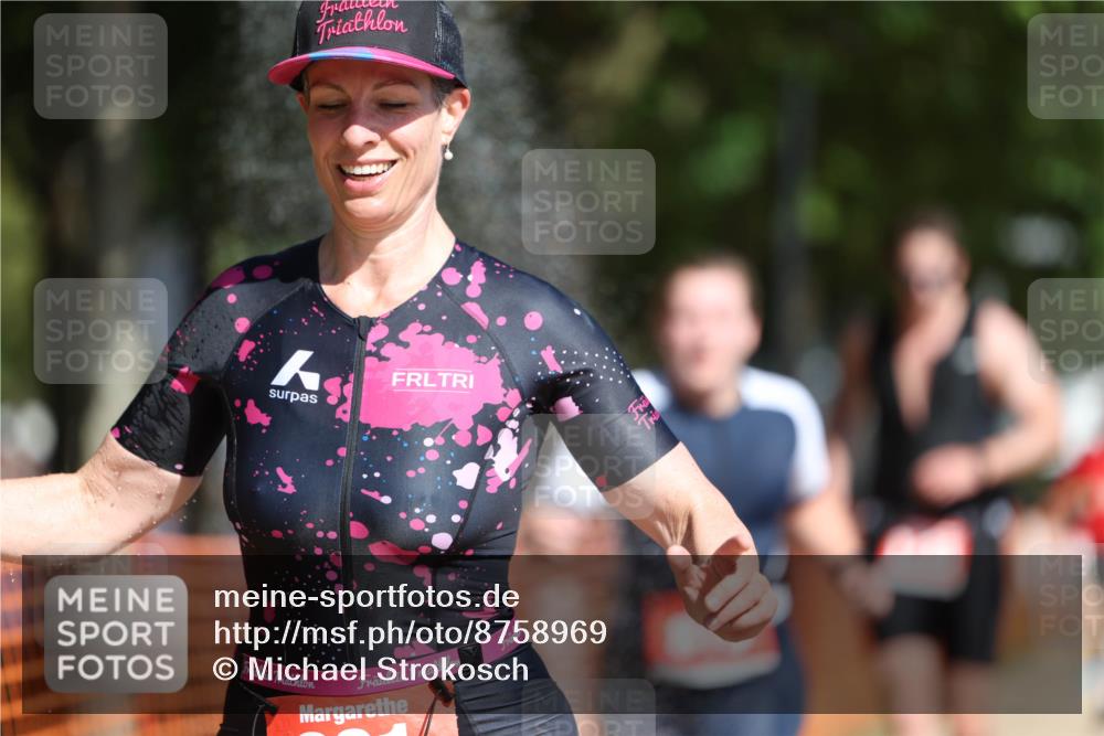 07.09.2025 - 19. Norderstedt Triathlon Michael Strokosch http://msf.ph/oto/8758969 07.09.2025 12:05:50 Laufen 201, 237, 815, 862, 1225, 1377 meine-sportfotos.de
