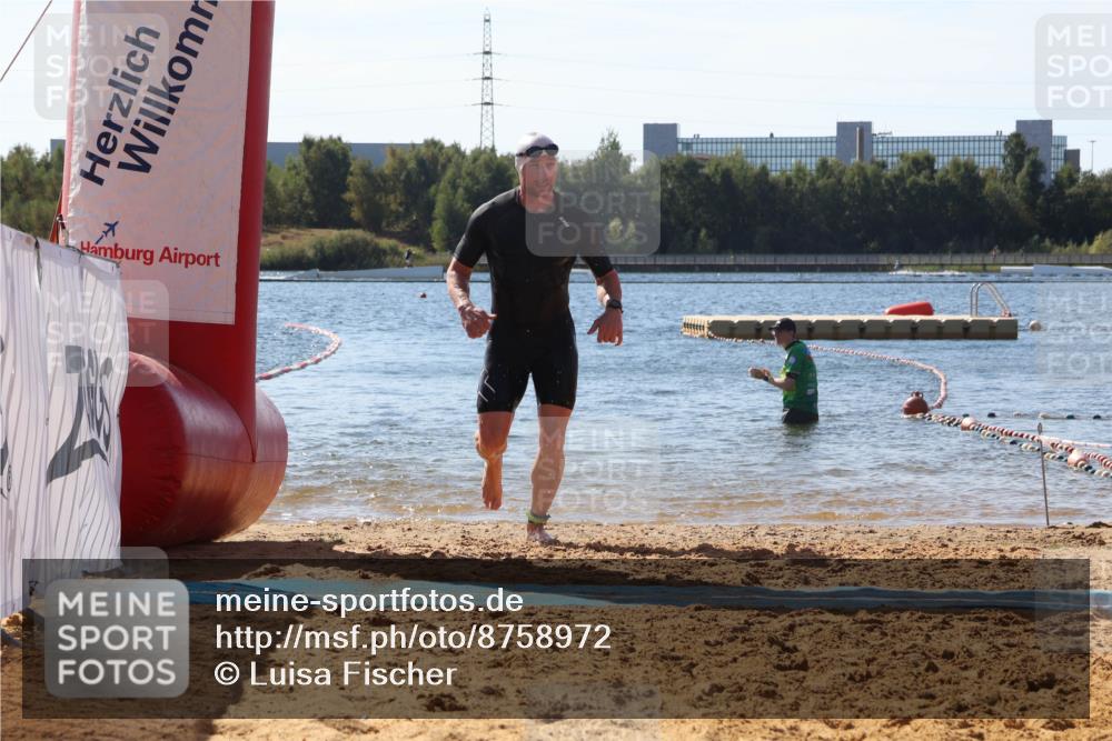 07.09.2025 - 19. Norderstedt Triathlon Luisa Fischer http://msf.ph/oto/8758972 07.09.2025 11:53:29 Schwimmen 1296 meine-sportfotos.de