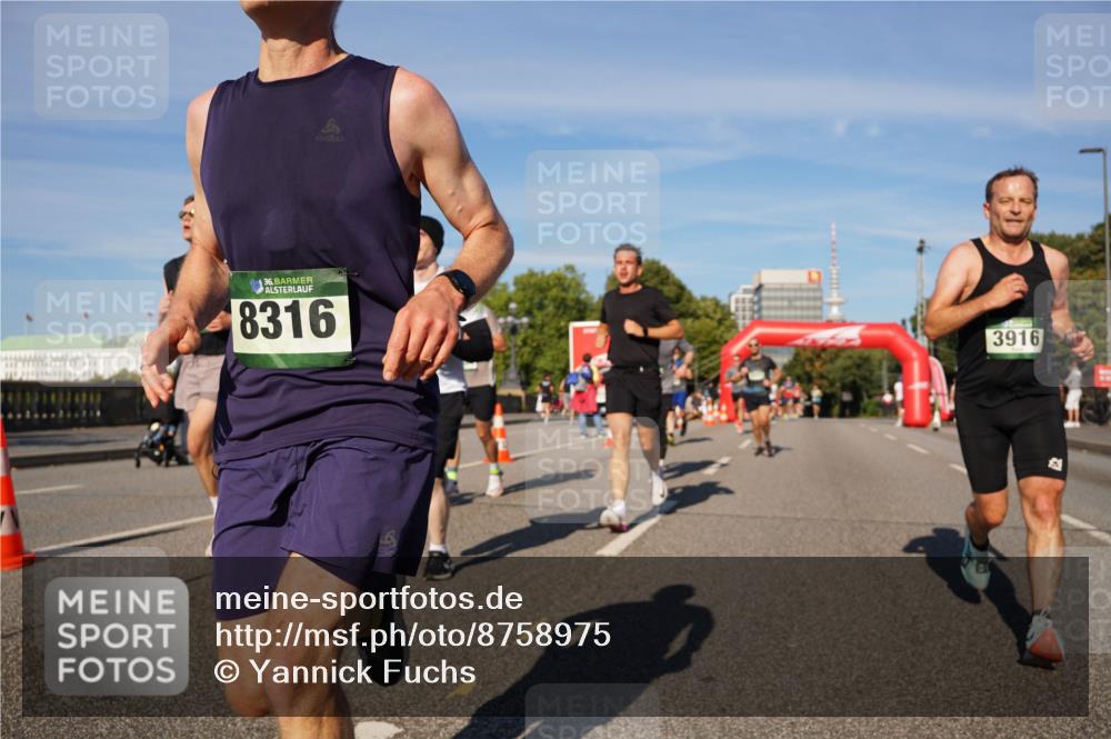 07.09.2025 - BARMER Alsterlauf Yannick Fuchs http://msf.ph/oto/8758975 07.09.2025 09:39:20 Laufen 36, 8316, 3916 meine-sportfotos.de