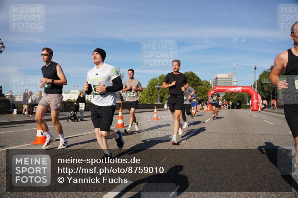 07.09.2025 - BARMER Alsterlauf Yannick Fuchs http://msf.ph/oto/8759010 07.09.2025 09:39:20 Laufen 1865, 5584 meine-sportfotos.de