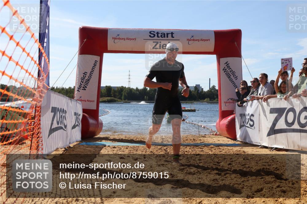 07.09.2025 - 19. Norderstedt Triathlon Luisa Fischer http://msf.ph/oto/8759015 07.09.2025 11:53:31 Schwimmen 1296 meine-sportfotos.de