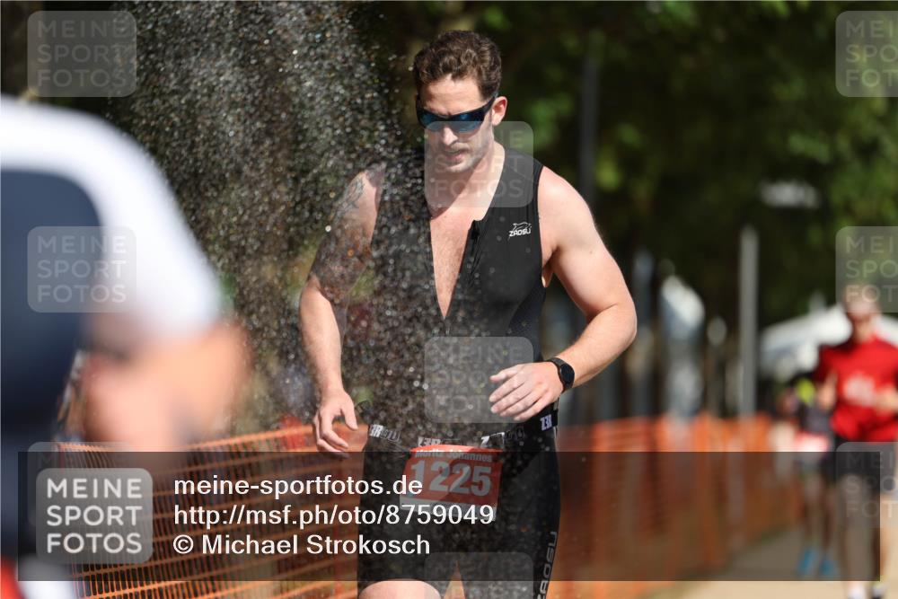 07.09.2025 - 19. Norderstedt Triathlon Michael Strokosch http://msf.ph/oto/8759049 07.09.2025 12:05:52 Laufen 201, 237, 815, 862, 1225, 1265, 1372 meine-sportfotos.de