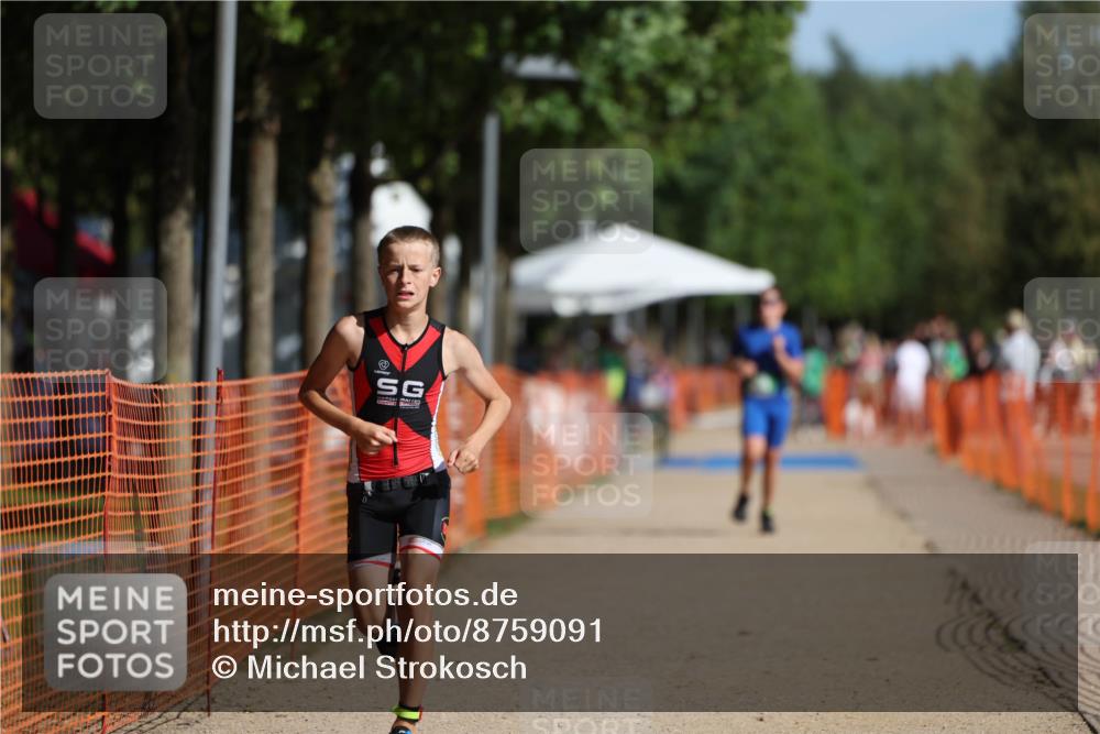 07.09.2025 - 19. Norderstedt Triathlon Michael Strokosch http://msf.ph/oto/8759091 07.09.2025 11:05:14 Laufen 107 meine-sportfotos.de