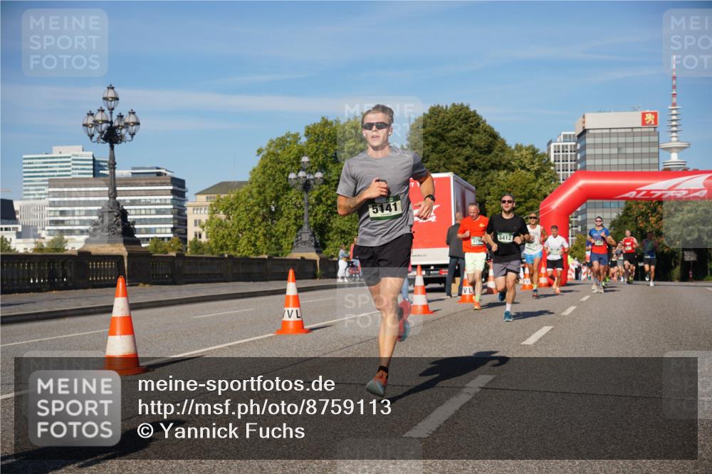 07.09.2025 - BARMER Alsterlauf Yannick Fuchs http://msf.ph/oto/8759113 07.09.2025 09:39:23 Laufen 5141, 3790, 3412 meine-sportfotos.de