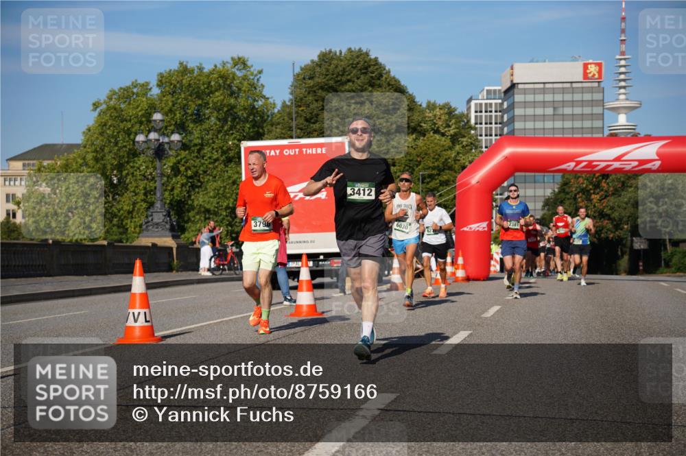 07.09.2025 - BARMER Alsterlauf Yannick Fuchs http://msf.ph/oto/8759166 07.09.2025 09:39:25 Laufen 379, 3412, 6030, 2381 meine-sportfotos.de