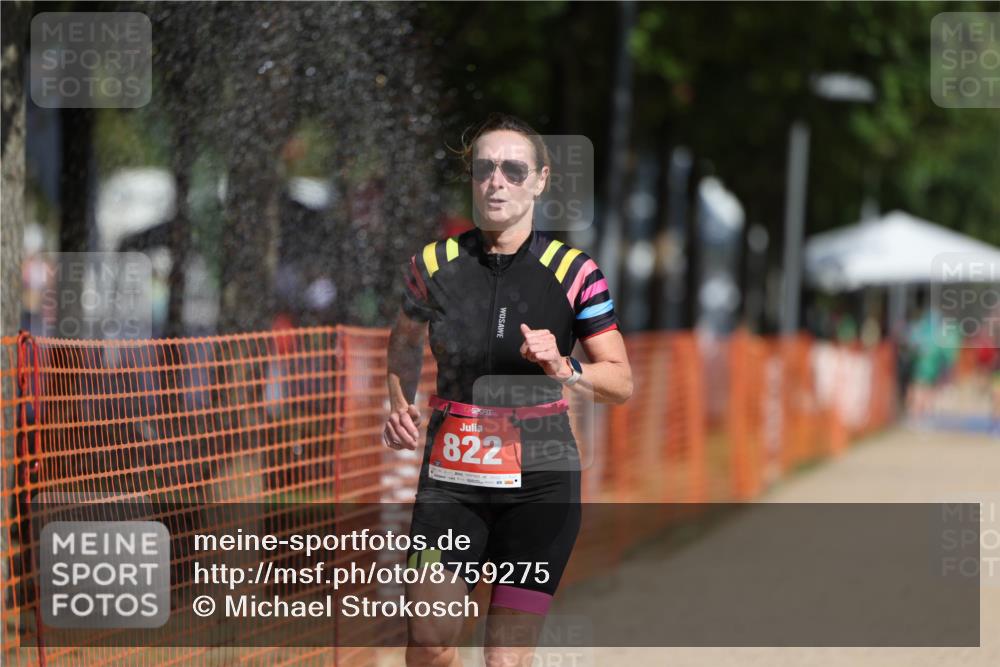 07.09.2025 - 19. Norderstedt Triathlon Michael Strokosch http://msf.ph/oto/8759275 07.09.2025 12:06:05 Laufen 822 meine-sportfotos.de