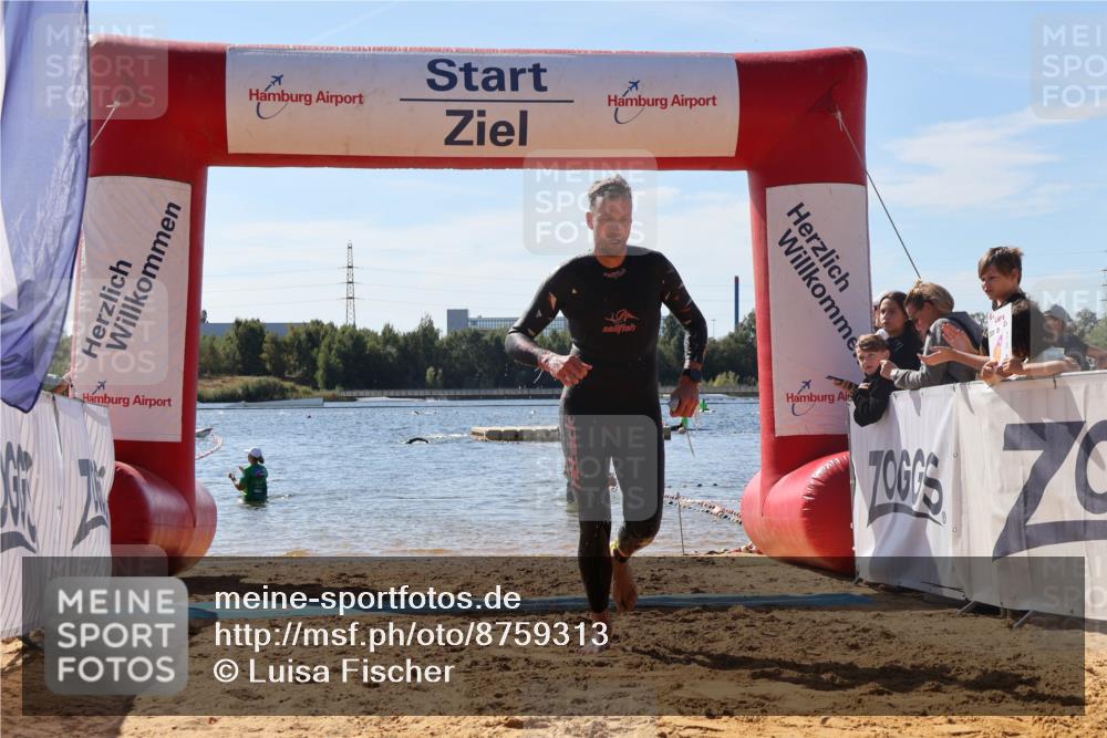 07.09.2025 - 19. Norderstedt Triathlon Luisa Fischer http://msf.ph/oto/8759313 07.09.2025 12:03:39 Schwimmen 212 meine-sportfotos.de