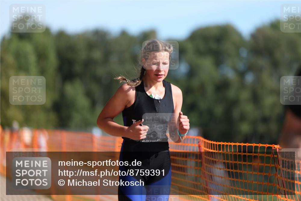 07.09.2025 - 19. Norderstedt Triathlon Michael Strokosch http://msf.ph/oto/8759391 07.09.2025 10:44:40 Laufen 64, 637 meine-sportfotos.de