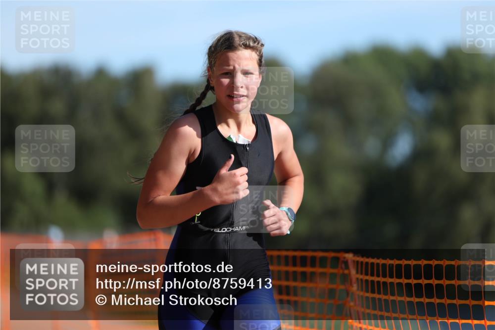 07.09.2025 - 19. Norderstedt Triathlon Michael Strokosch http://msf.ph/oto/8759413 07.09.2025 10:44:40 Laufen 64, 637 meine-sportfotos.de