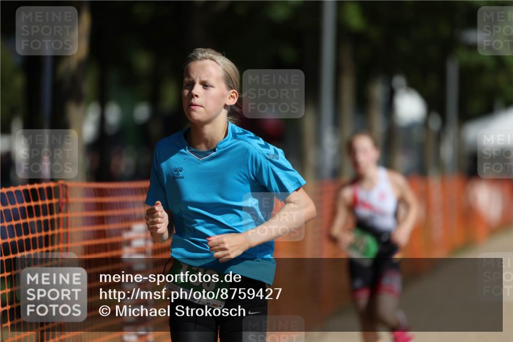07.09.2025 - 19. Norderstedt Triathlon Michael Strokosch http://msf.ph/oto/8759427 07.09.2025 11:06:32 Laufen 67, 75, 133 meine-sportfotos.de