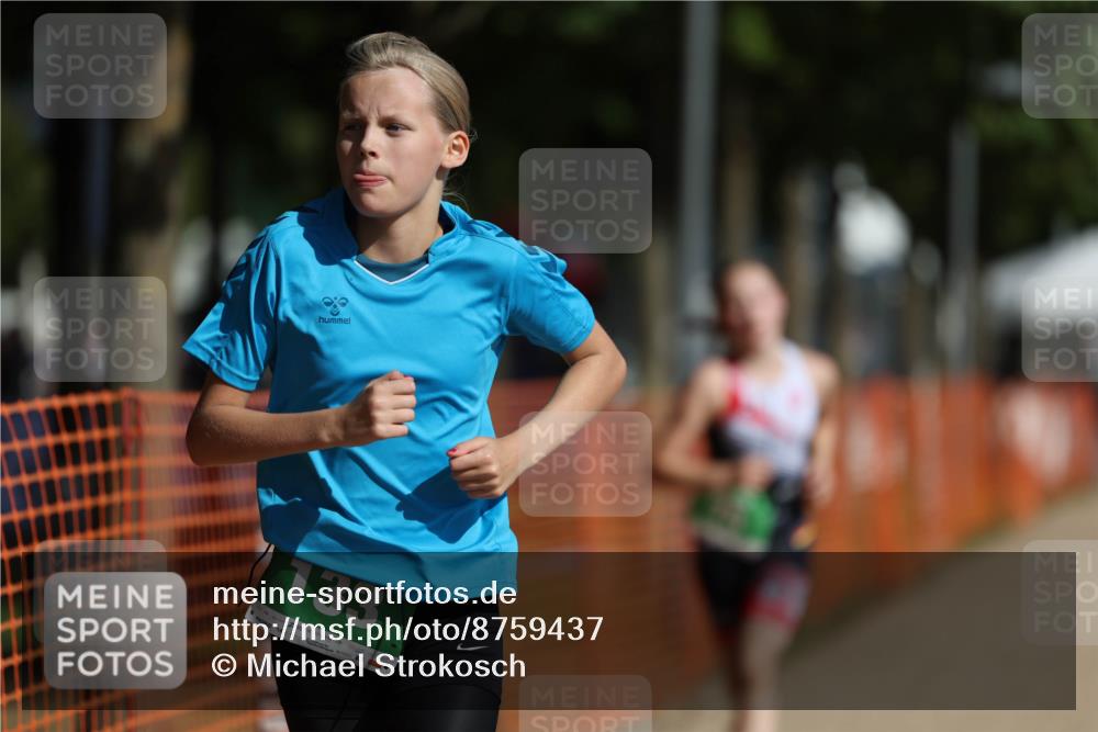 07.09.2025 - 19. Norderstedt Triathlon Michael Strokosch http://msf.ph/oto/8759437 07.09.2025 11:06:32 Laufen 67, 75, 133 meine-sportfotos.de
