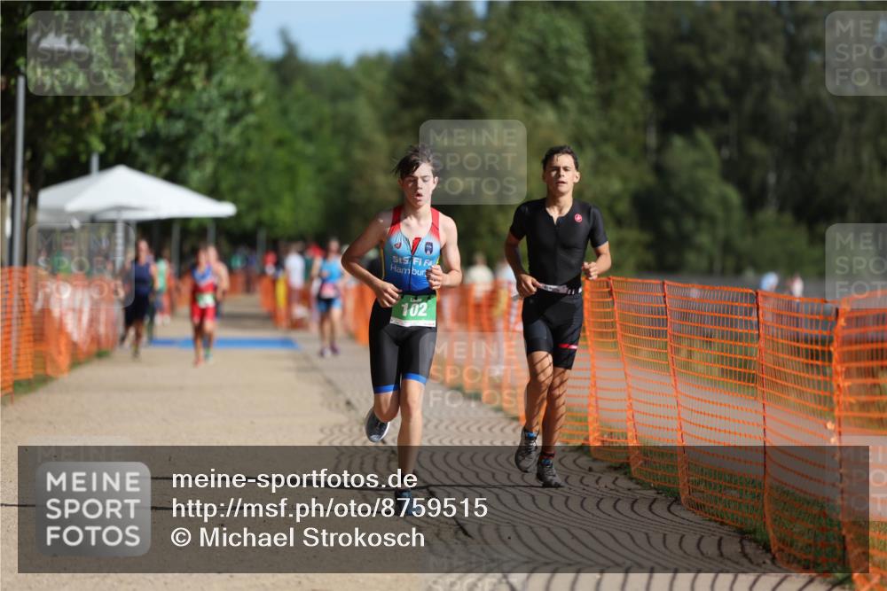 07.09.2025 - 19. Norderstedt Triathlon Michael Strokosch http://msf.ph/oto/8759515 07.09.2025 10:44:47 Laufen 102, 651 meine-sportfotos.de