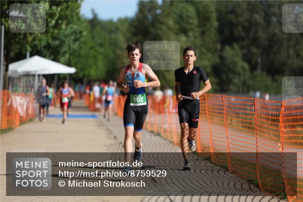 07.09.2025 - 19. Norderstedt Triathlon Michael Strokosch http://msf.ph/oto/8759529 07.09.2025 10:44:47 Laufen 102, 651 meine-sportfotos.de