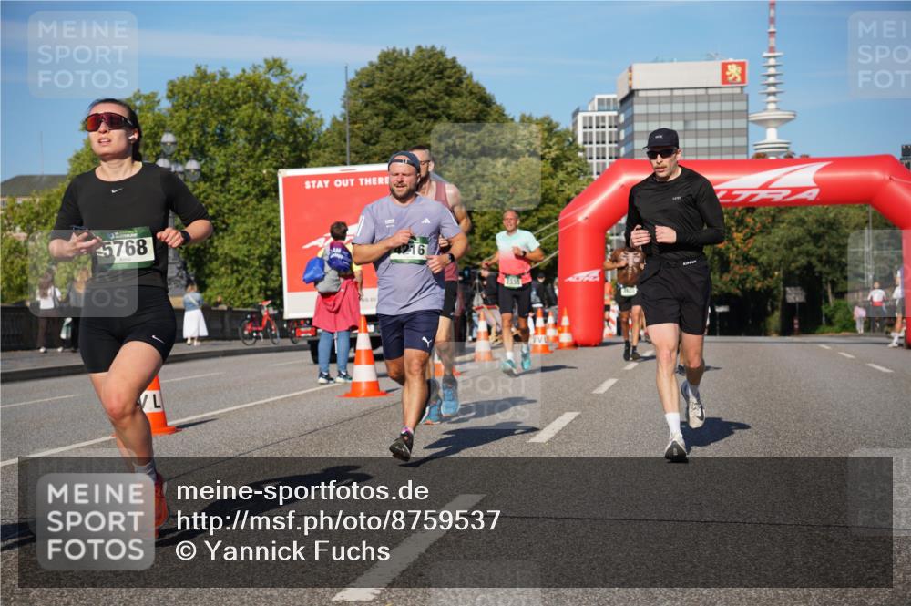07.09.2025 - BARMER Alsterlauf Yannick Fuchs http://msf.ph/oto/8759537 07.09.2025 09:39:36 Laufen 5768, 4216 meine-sportfotos.de