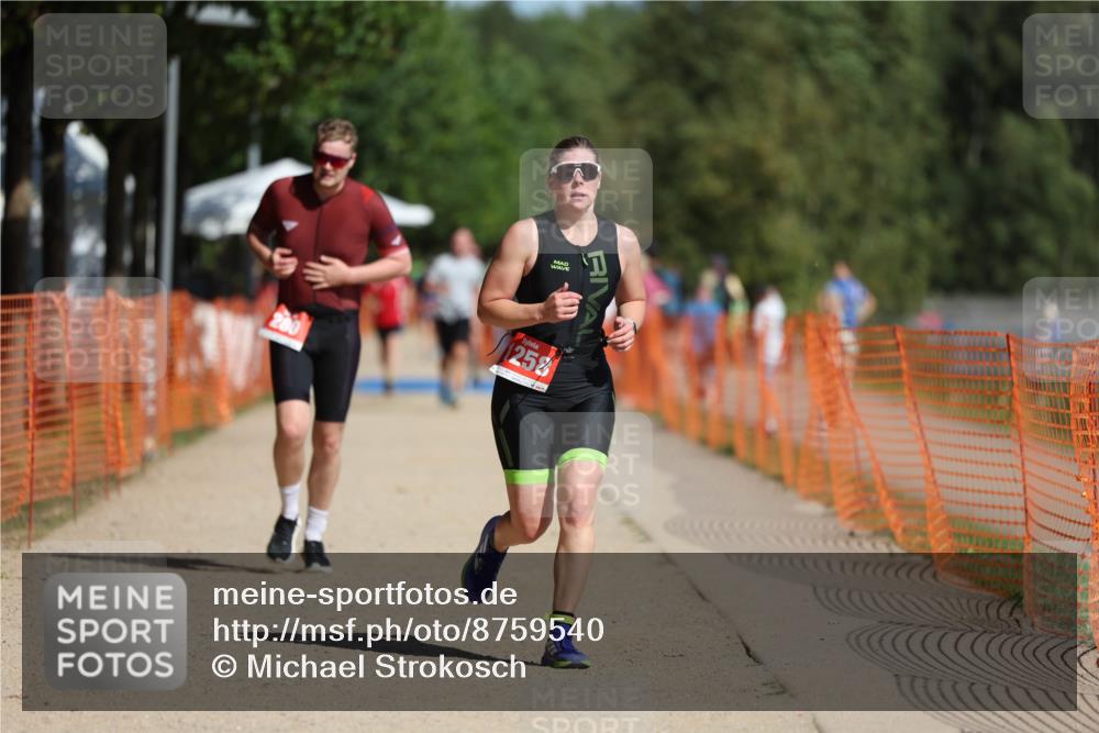 07.09.2025 - 19. Norderstedt Triathlon Michael Strokosch http://msf.ph/oto/8759540 07.09.2025 12:06:21 Laufen 280, 1258 meine-sportfotos.de