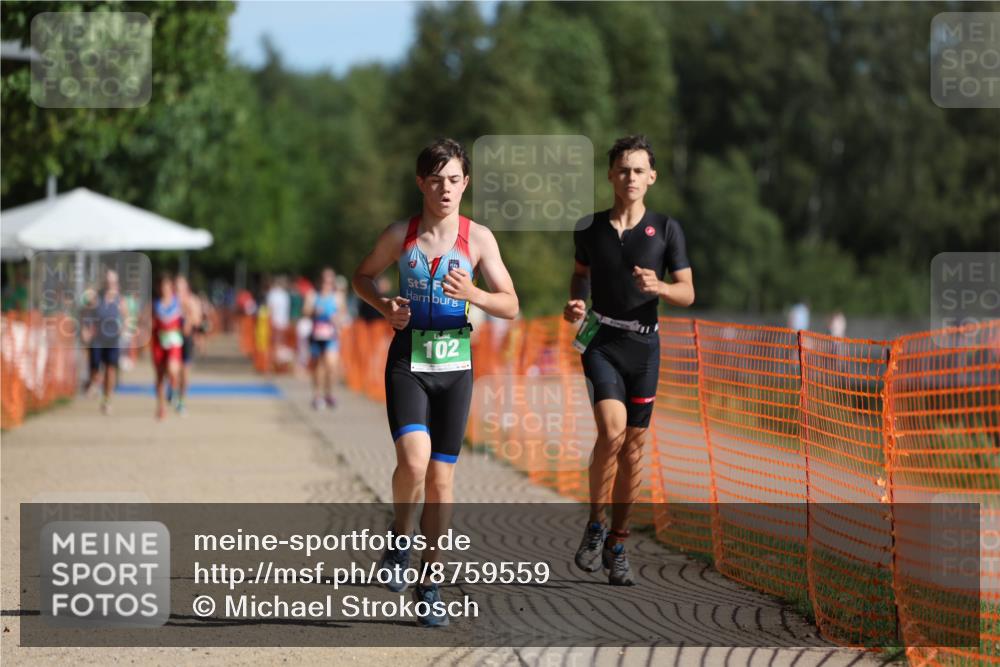 07.09.2025 - 19. Norderstedt Triathlon Michael Strokosch http://msf.ph/oto/8759559 07.09.2025 10:44:48 Laufen 102, 651 meine-sportfotos.de