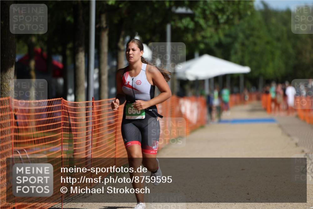 07.09.2025 - 19. Norderstedt Triathlon Michael Strokosch http://msf.ph/oto/8759595 07.09.2025 11:07:12 Laufen 660 meine-sportfotos.de