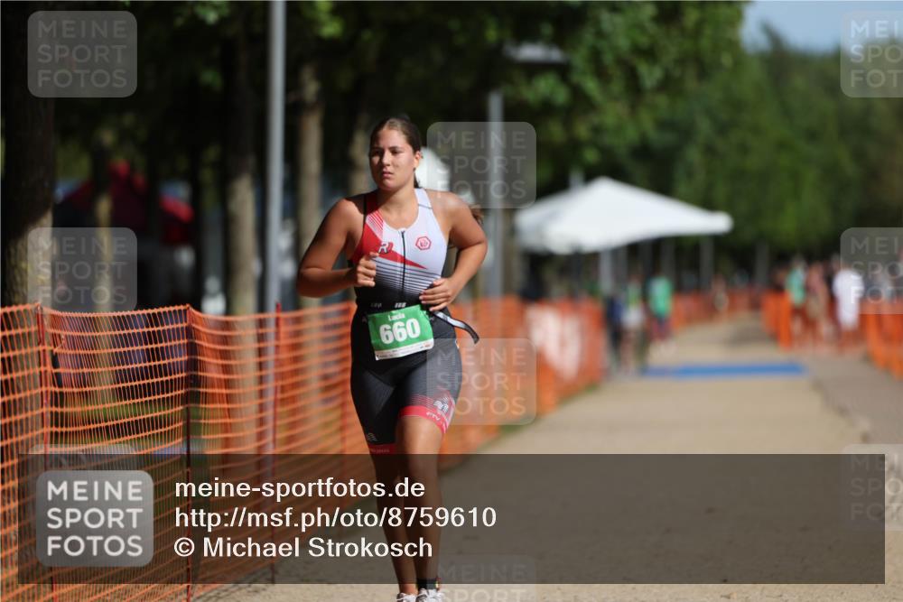 07.09.2025 - 19. Norderstedt Triathlon Michael Strokosch http://msf.ph/oto/8759610 07.09.2025 11:07:13 Laufen 660 meine-sportfotos.de