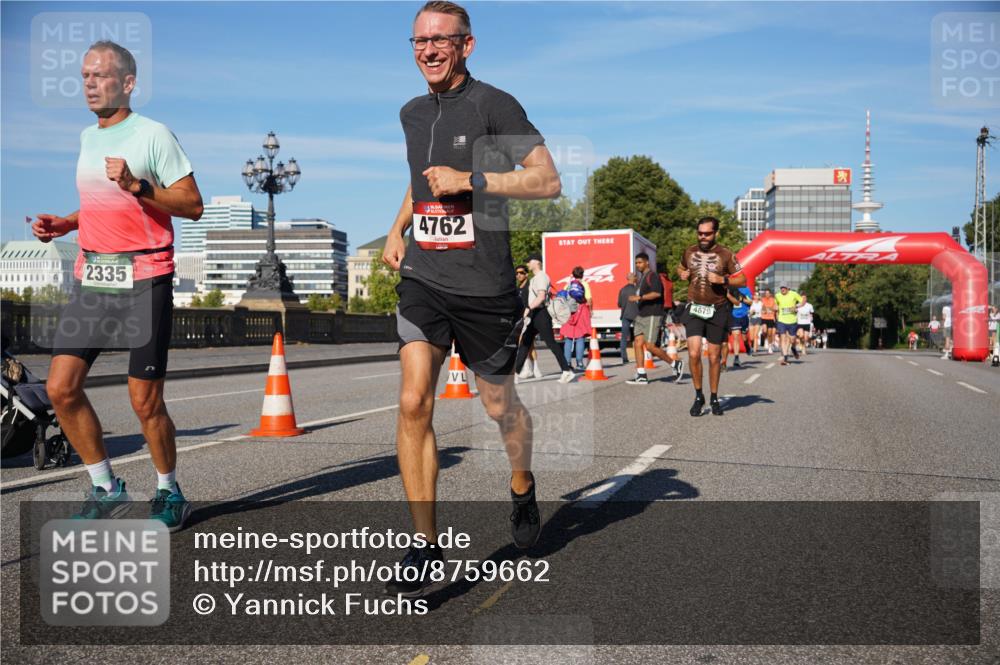 07.09.2025 - BARMER Alsterlauf Yannick Fuchs http://msf.ph/oto/8759662 07.09.2025 09:39:40 Laufen 2335, 4762, 4679 meine-sportfotos.de