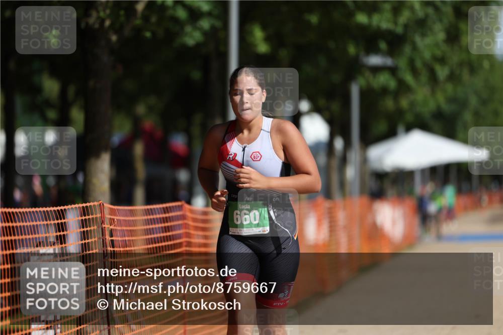 07.09.2025 - 19. Norderstedt Triathlon Michael Strokosch http://msf.ph/oto/8759667 07.09.2025 11:07:14 Laufen 660 meine-sportfotos.de