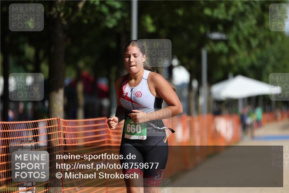 07.09.2025 - 19. Norderstedt Triathlon Michael Strokosch http://msf.ph/oto/8759677 07.09.2025 11:07:14 Laufen 660 meine-sportfotos.de