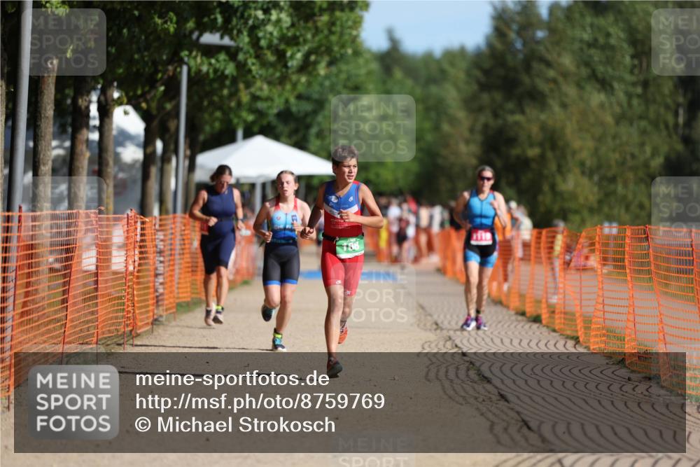 07.09.2025 - 19. Norderstedt Triathlon Michael Strokosch http://msf.ph/oto/8759769 07.09.2025 10:44:56 Laufen 108, 131, 651 meine-sportfotos.de