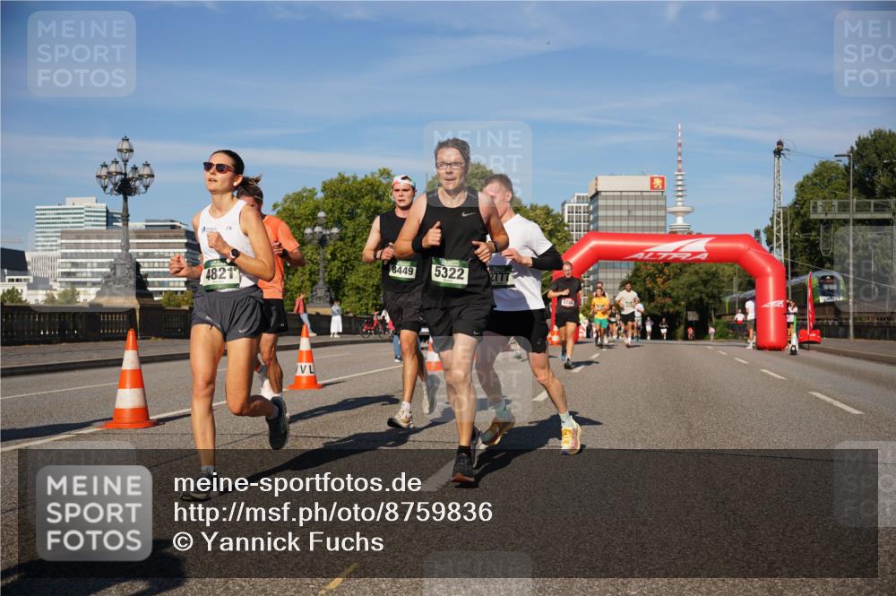 07.09.2025 - BARMER Alsterlauf Yannick Fuchs http://msf.ph/oto/8759836 07.09.2025 09:39:47 Laufen 4821, 8449, 5322 meine-sportfotos.de
