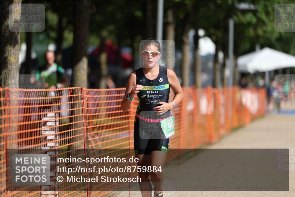 07.09.2025 - 19. Norderstedt Triathlon Michael Strokosch http://msf.ph/oto/8759884 07.09.2025 11:07:58 Laufen 99 meine-sportfotos.de