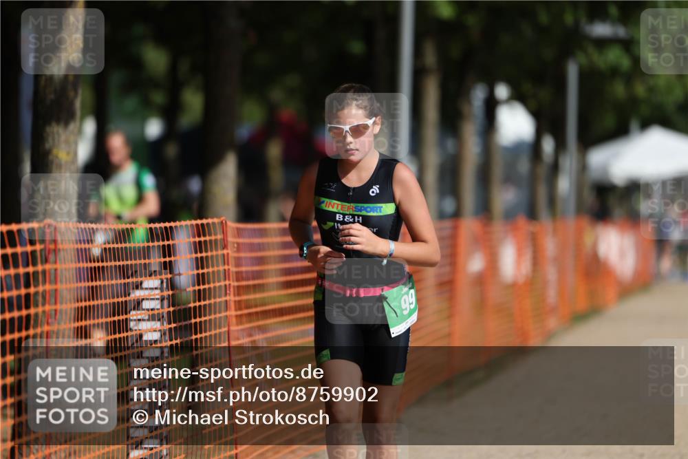 07.09.2025 - 19. Norderstedt Triathlon Michael Strokosch http://msf.ph/oto/8759902 07.09.2025 11:07:59 Laufen 99 meine-sportfotos.de
