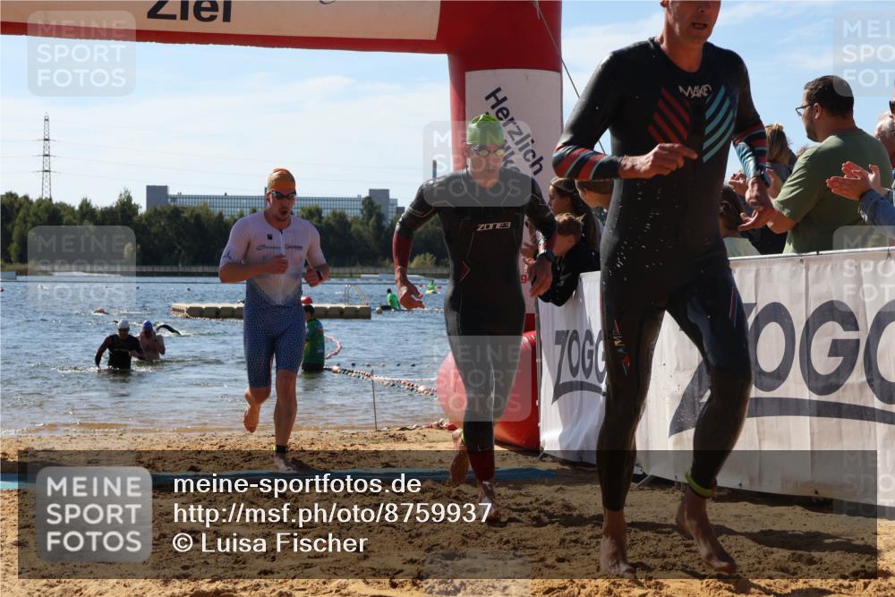 07.09.2025 - 19. Norderstedt Triathlon Luisa Fischer http://msf.ph/oto/8759937 07.09.2025 12:06:05 Schwimmen 174, 713, 816 meine-sportfotos.de