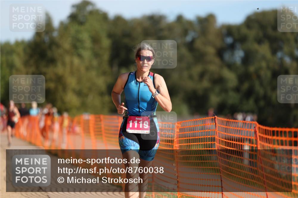 07.09.2025 - 19. Norderstedt Triathlon Michael Strokosch http://msf.ph/oto/8760038 07.09.2025 10:45:03 Laufen 108, 131, 1111, 1119 meine-sportfotos.de