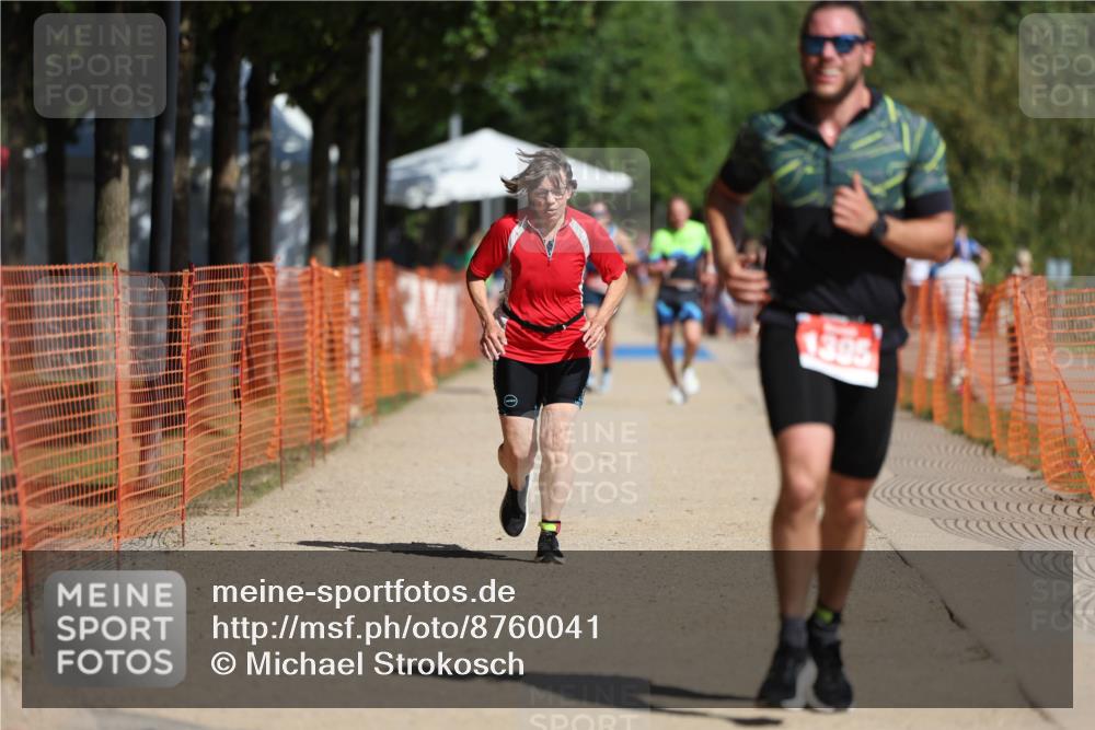 07.09.2025 - 19. Norderstedt Triathlon Michael Strokosch http://msf.ph/oto/8760041 07.09.2025 12:06:39 Laufen 801, 1229, 1395 meine-sportfotos.de
