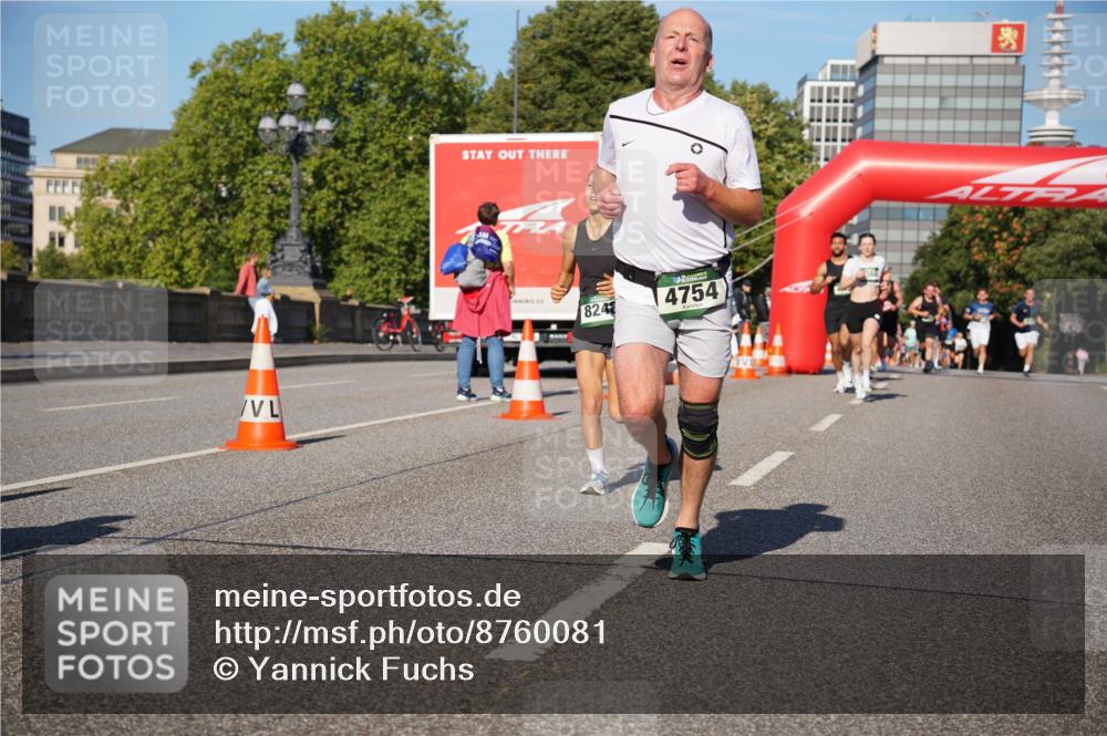 07.09.2025 - BARMER Alsterlauf Yannick Fuchs http://msf.ph/oto/8760081 07.09.2025 09:39:58 Laufen 8242, 4754 meine-sportfotos.de