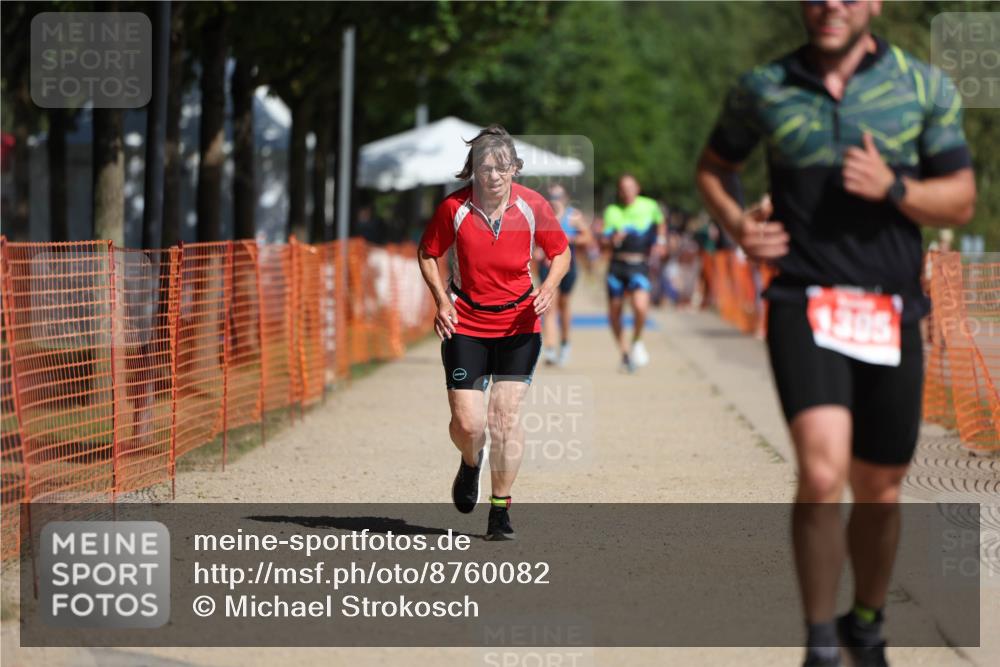 07.09.2025 - 19. Norderstedt Triathlon Michael Strokosch http://msf.ph/oto/8760082 07.09.2025 12:06:40 Laufen 801, 1229, 1395 meine-sportfotos.de