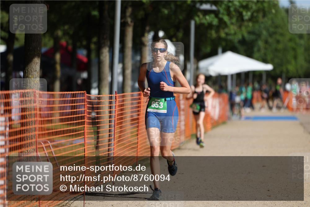 07.09.2025 - 19. Norderstedt Triathlon Michael Strokosch http://msf.ph/oto/8760094 07.09.2025 11:08:28 Laufen 653 meine-sportfotos.de