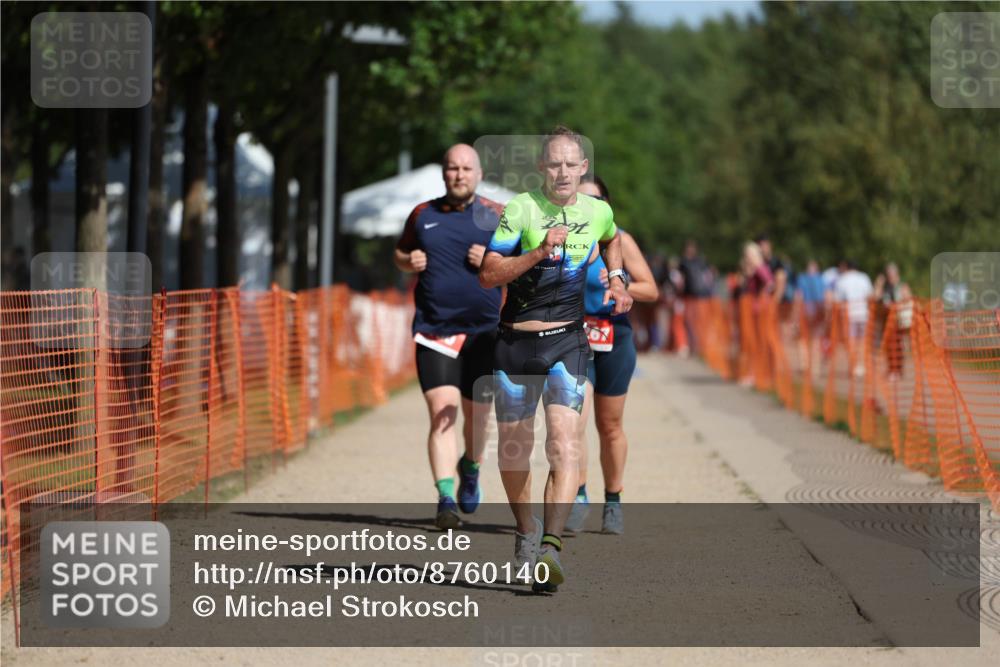 07.09.2025 - 19. Norderstedt Triathlon Michael Strokosch http://msf.ph/oto/8760140 07.09.2025 12:06:49 Laufen 190, 771, 1267 meine-sportfotos.de