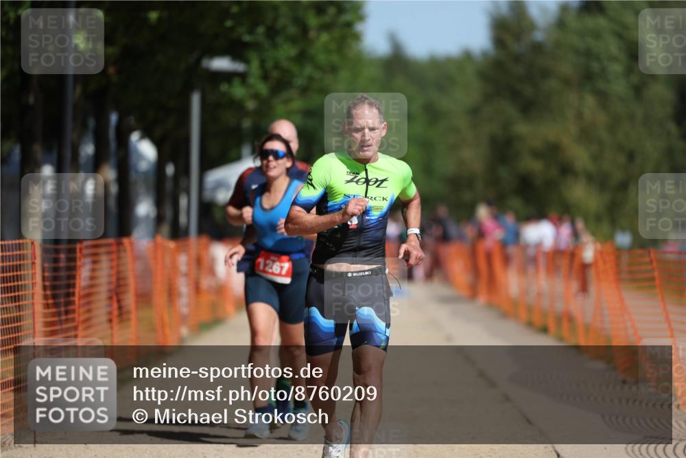 07.09.2025 - 19. Norderstedt Triathlon Michael Strokosch http://msf.ph/oto/8760209 07.09.2025 12:06:50 Laufen 190, 771, 1267 meine-sportfotos.de