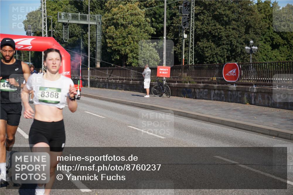 07.09.2025 - BARMER Alsterlauf Yannick Fuchs http://msf.ph/oto/8760237 07.09.2025 09:40:03 Laufen 44, 8368 meine-sportfotos.de