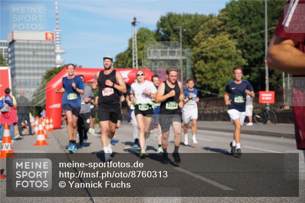 07.09.2025 - BARMER Alsterlauf Yannick Fuchs http://msf.ph/oto/8760313 07.09.2025 09:40:07 Laufen 2656, 2564, 4010 meine-sportfotos.de