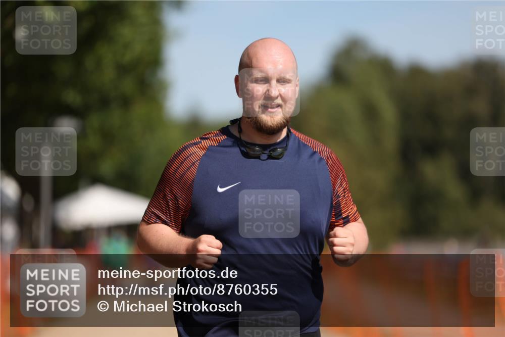 07.09.2025 - 19. Norderstedt Triathlon Michael Strokosch http://msf.ph/oto/8760355 07.09.2025 12:06:55 Laufen 190, 771, 1267 meine-sportfotos.de