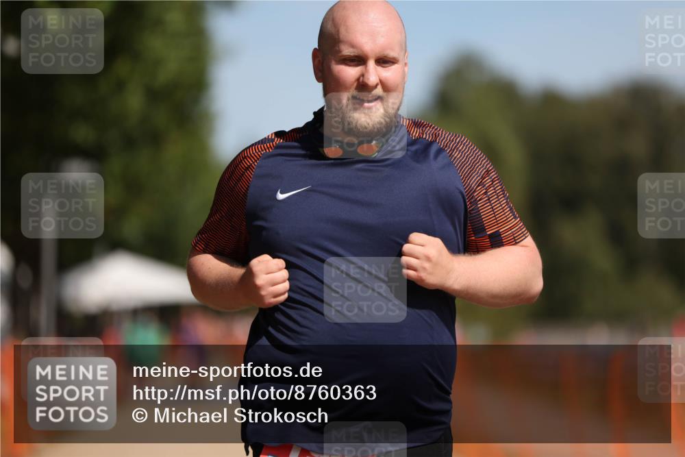 07.09.2025 - 19. Norderstedt Triathlon Michael Strokosch http://msf.ph/oto/8760363 07.09.2025 12:06:55 Laufen 190, 771, 1267 meine-sportfotos.de