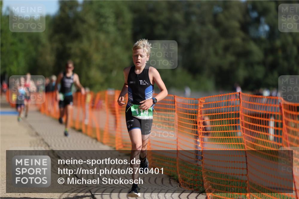 07.09.2025 - 19. Norderstedt Triathlon Michael Strokosch http://msf.ph/oto/8760401 07.09.2025 10:45:17 Laufen 70, 114, 668, 682 meine-sportfotos.de