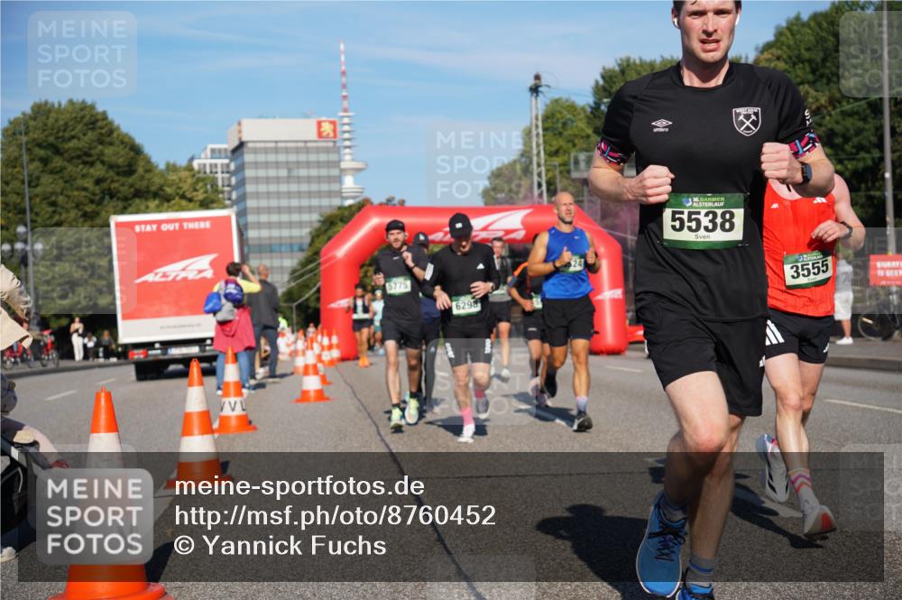 07.09.2025 - BARMER Alsterlauf Yannick Fuchs http://msf.ph/oto/8760452 07.09.2025 09:40:11 Laufen 5775, 6298, 24, 36, 5538, 3555 meine-sportfotos.de