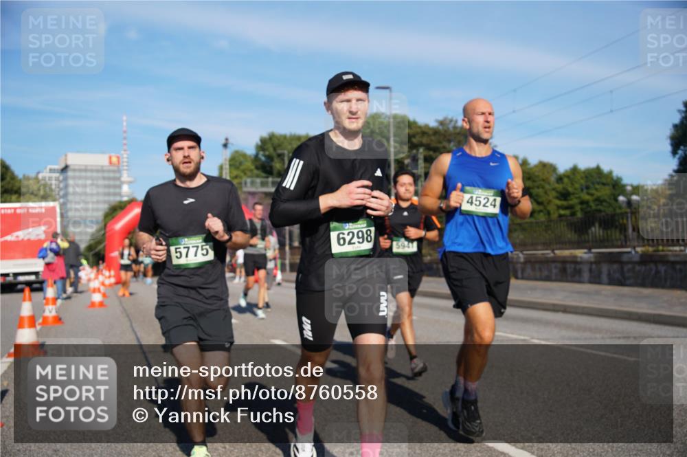 07.09.2025 - BARMER Alsterlauf Yannick Fuchs http://msf.ph/oto/8760558 07.09.2025 09:40:13 Laufen 5775, 6298, 5941, 4524 meine-sportfotos.de