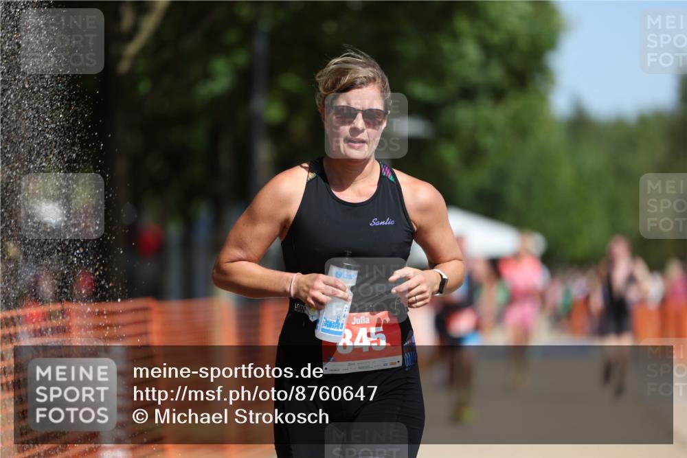 07.09.2025 - 19. Norderstedt Triathlon Michael Strokosch http://msf.ph/oto/8760647 07.09.2025 12:07:16 Laufen 821, 845 meine-sportfotos.de